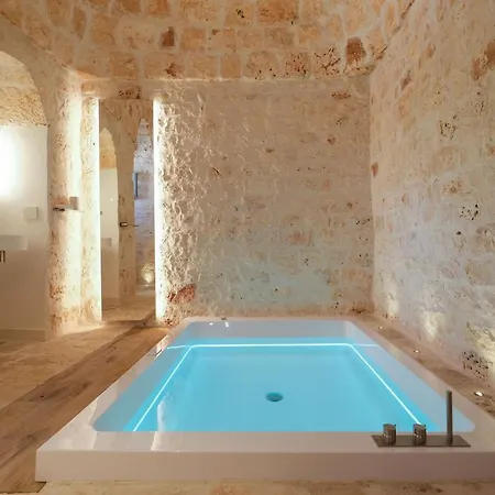 Truloco Nuzzi - Luxury Domus Villa