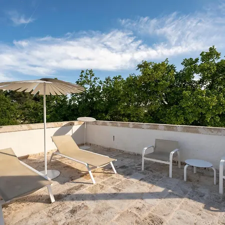 Truloco Nuzzi - Luxury Domus Villa *